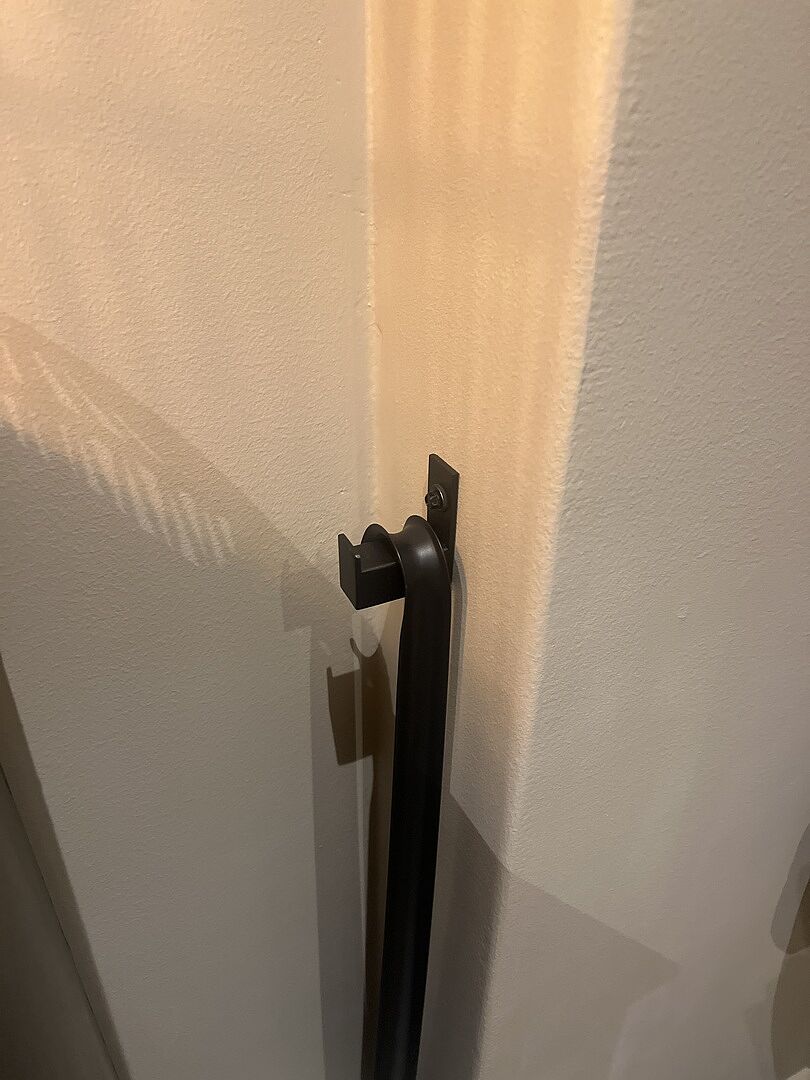 Perfekt att hänga upp mitt skohorn på. Snyggt och diskret