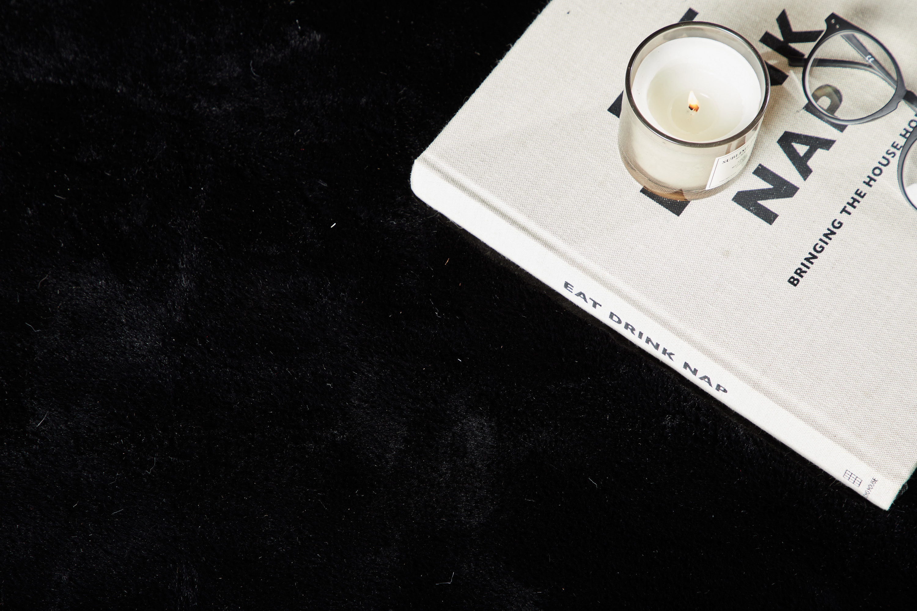 Nina polyestertæppe